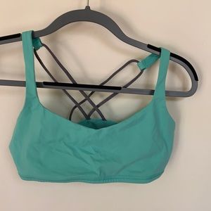 Lululemon Free To Be Sports Bra